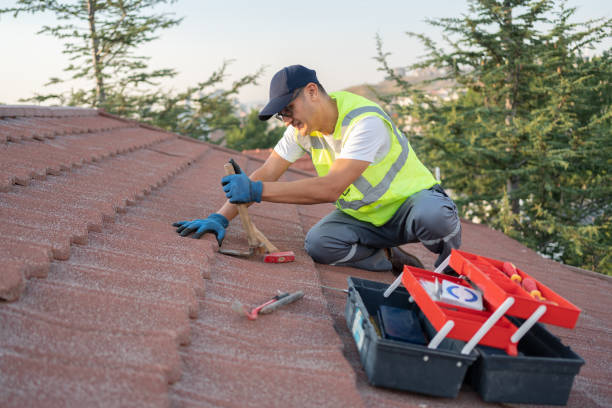 Best Emergency Roof Repair  in Cloverdale, CA